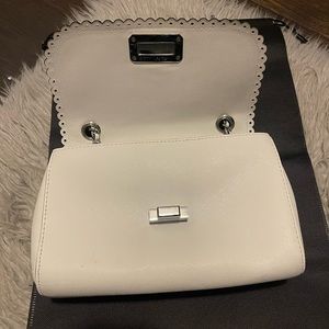 Beautiful Michael Kors white shoulder and crossbody bag.